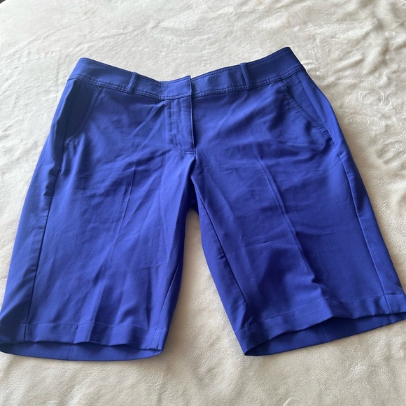 Women's pebble beach golf shorts. Size 12 purple - Picture 2 of 10